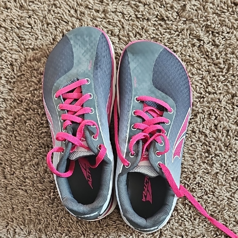 Altra Women's One 2.5 Size 7.5